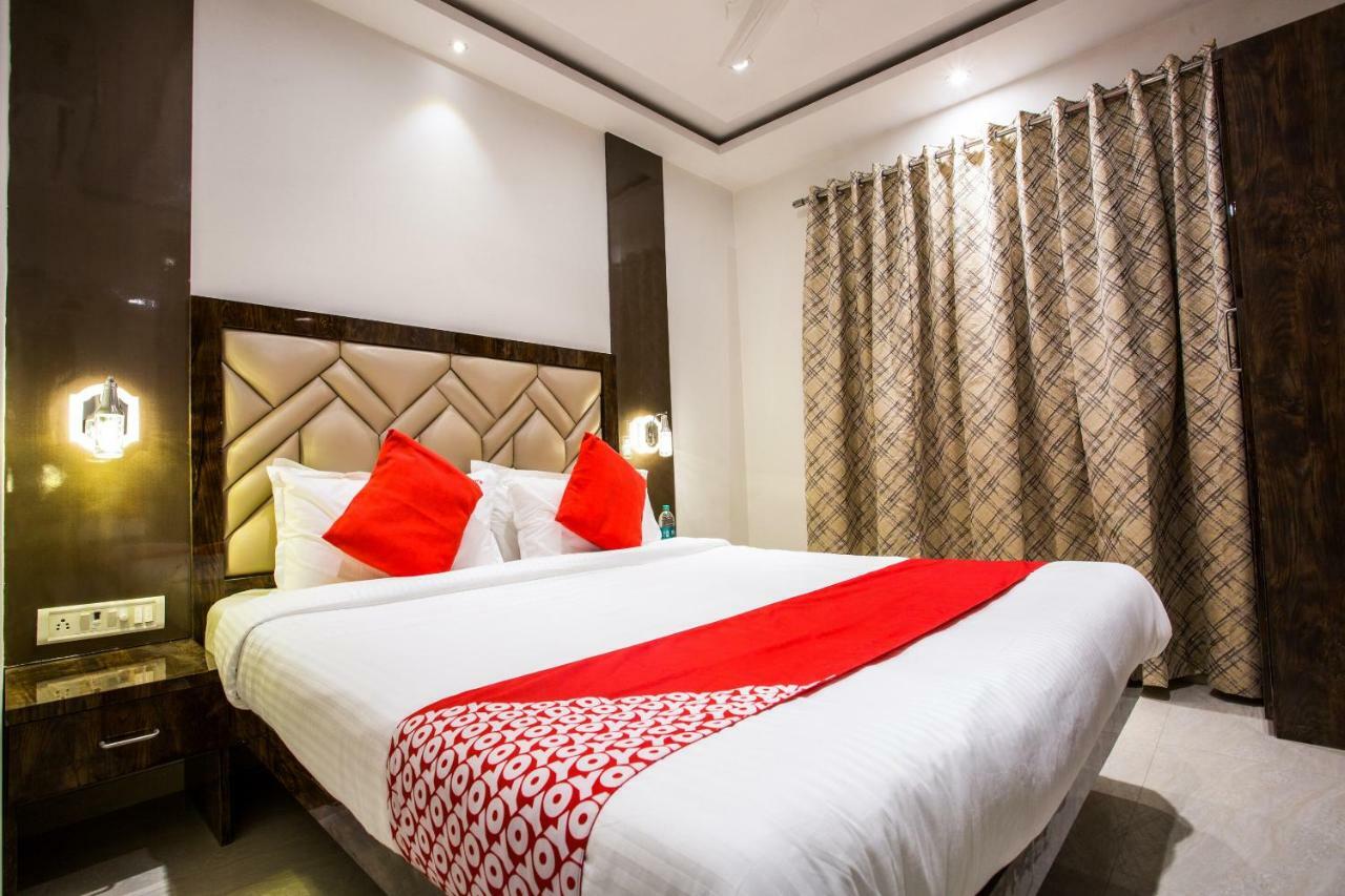 Oyo 37559 Hotel Al Haram Bombay Eksteriør billede
