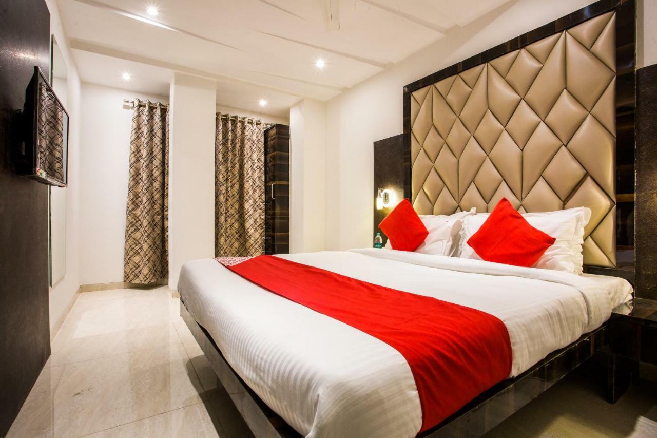 Oyo 37559 Hotel Al Haram Bombay Eksteriør billede